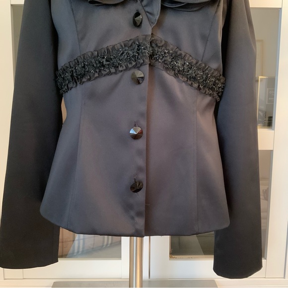 JS Collection Vintage Black Evening Jacket Ruffles Satiny Size 4 - Picture 8 of 11